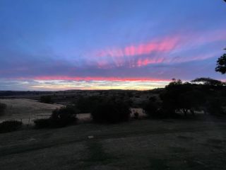 Peaceful FarmHouse stay next to Bacchus Marsh Town Guest house, Victoria - 1