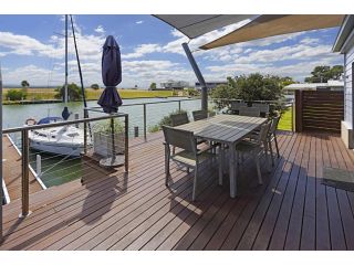 Pelican Landing - Stunning Lake King Views Guest house, Paynesville - 5