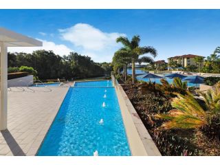 Pelican Waters Resort Hotel, Caloundra - 1