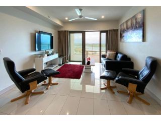 â€œPENZANCEâ€ Great Location & Views at PenthousePads Apartment, Darwin - 5