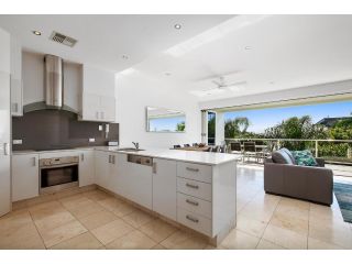 Perfect getaway, Sunshine Beach Apartment, Sunshine Beach - 5