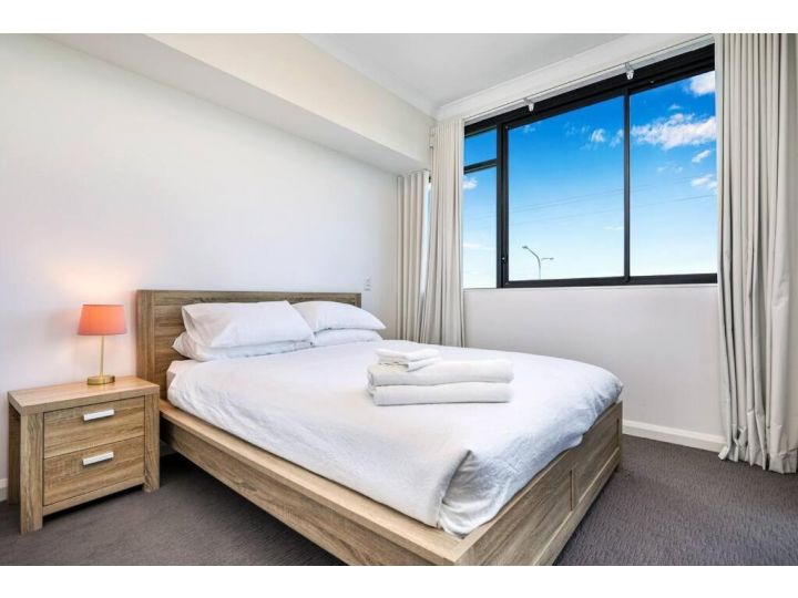 Perfectly located 2 bedroom Hope Island gem... Apartment, Gold Coast - imaginea 20