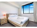 Perfectly located 2 bedroom Hope Island gem... Apartment, Gold Coast - thumb 20