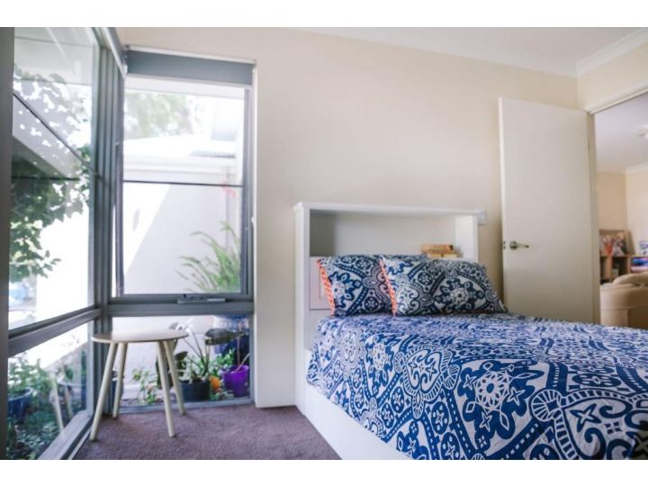 Pet Friendly Beautiful Family Home Minutes Walk From The Busselton Beachfront Guest house, Vasse - imaginea 12