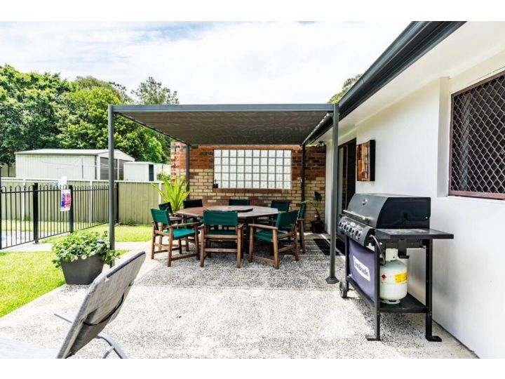 Pet-Friendly Coastal Home with Pool, Wyongah NSW Guest house, New South Wales - imaginea 6