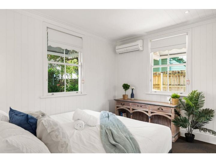Pet Friendly Family Home In Brisbane - Relocations and Family Stays - Fast Internet - Parking - Netflix Guest house, Brisbane - imaginea 11