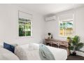 Pet Friendly Family Home In Brisbane - Relocations and Family Stays - Fast Internet - Parking - Netflix Guest house, Brisbane - thumb 11