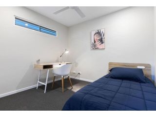Pet Friendly, Pool and More in Maroochydore Guest house, Maroochydore - 4