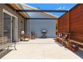 Piccolo B&B - The perfect getaway Guest house, Whitfield - thumb 1