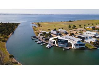 Pier 37 Guest house, Paynesville - 5