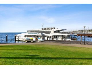 Pier Point 404- Luxe on Geelong Waterfront, 2 BDRM Apartment, Geelong - 5