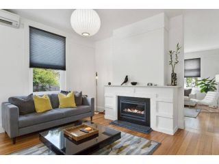 Pillinger Street - luxurious renovated home Guest house, Hobart - 5