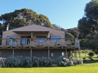 Pine Scrub Beach House Guest house, Flinders Island - 1