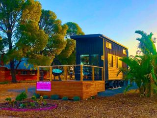 The Pink Lake Tiny House - 'Sakura' Guest house, South Australia - 2