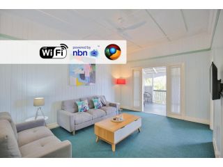 Pleasant Place to stay near the Park + FREE WiFi Apartment, Bundaberg - 2