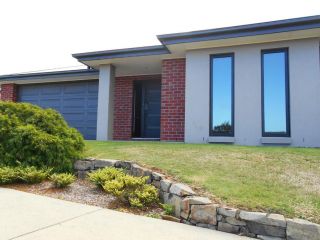 PLOVERS REST - SURF SIDE Guest house, Inverloch - 2