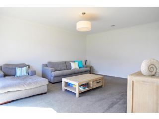 PLOVERS REST - SURF SIDE Guest house, Inverloch - 3