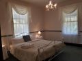 Plynlimmon-1860 Heritage Cottage & Private Room 50m from Heritage Cottage Guest house, Kurrajong - thumb 8