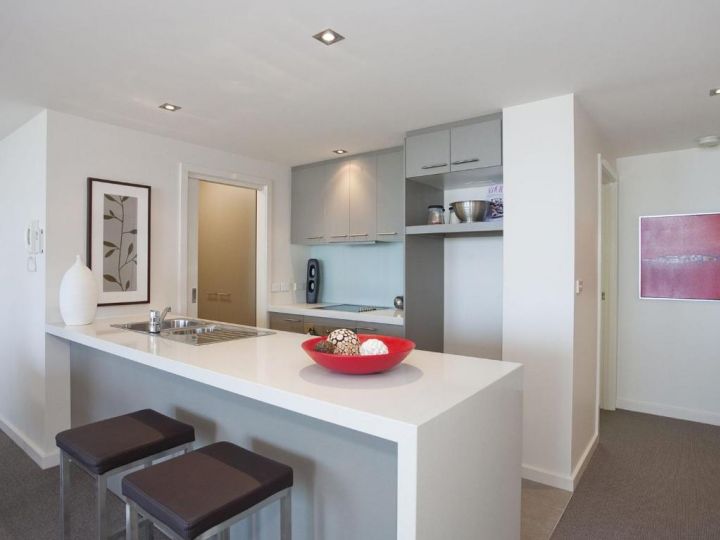 POINT GREY APARTMENT 14 - The Point Apartment, Lorne - imaginea 5