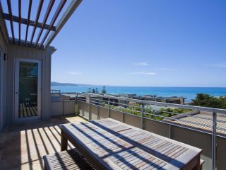 POINT GREY APARTMENT 14 - The Point Apartment, Lorne - 4