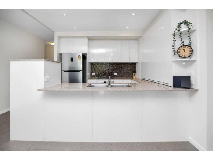 Pool View City Centre Apartment 202 Apartment, Cairns - imaginea 5