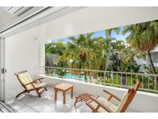 Belle Escapes - Poolside Apartment Alamanda Beachfront Resort 