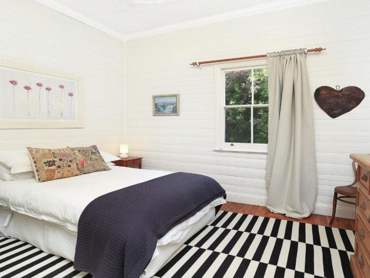 Poppy Cottage-delightful pet friendly weatherboard Guest house, Exeter - imaginea 19