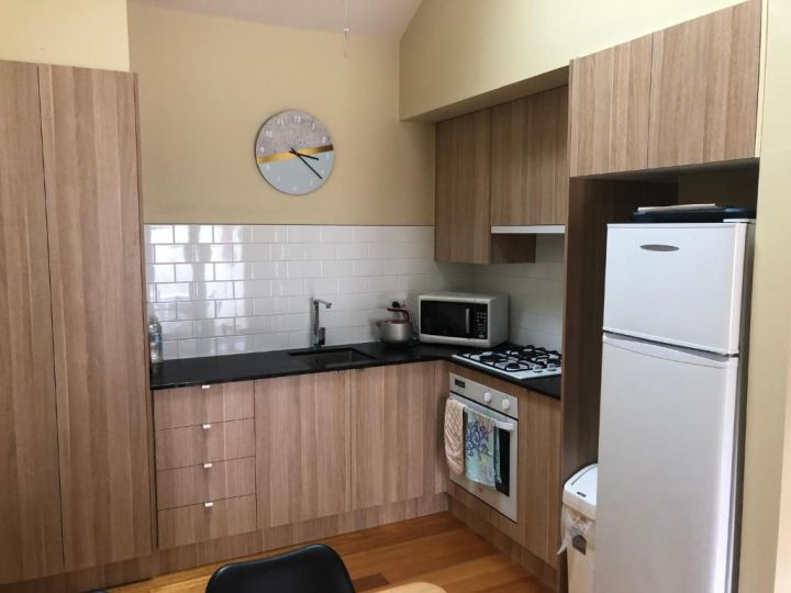 Port Boutique Accommodation Apartment, Port Fairy - imaginea 4
