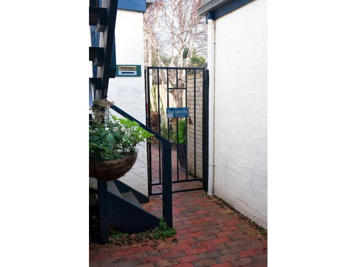 Port Boutique Accommodation Apartment, Port Fairy - imaginea 18