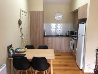 Port Boutique Accommodation Apartment, Port Fairy - 3