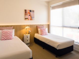 A1 Motels and Apartments Port Fairy Hotel, Port Fairy - 5