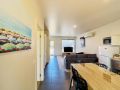 A1 Motels and Apartments Port Fairy Hotel, Port Fairy - thumb 4