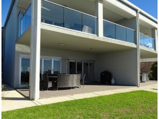 Port Vincent Seaside Apartments - Apartment 1 Guest house, South Australia - 2