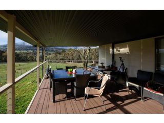 Pound Creek Gallery Apartment, Tumbarumba - 4