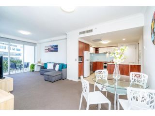 Premium 2 Bedroom 2 Bathroom Apartment at The Chevron Renaissance - KIDS STAY FREE!!! Apartment, Gold Coast - 5