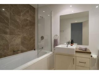 Premium 2 Bedroom Garden Apartment Apartment, New South Wales - 4