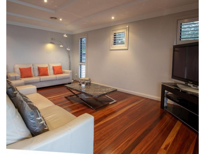 Premium Views from Spacious Beachside Home Guest house, Batemans Bay - imaginea 4