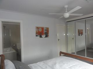 Prime location & spacious Guest house, Adelaide - 1