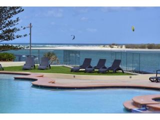 Prime Position â€“ Dream Holiday Unit in Caloundra!! Apartment, Caloundra - 1