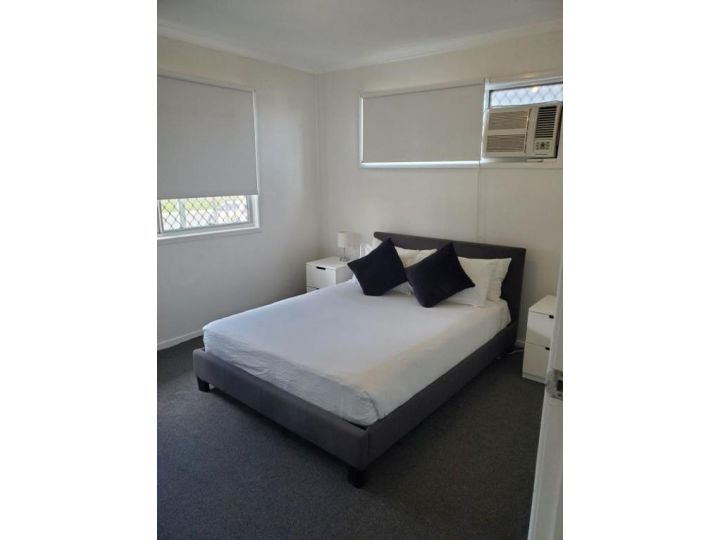 Entire Apartment Excellent Location with Balcony Apartment, Queensland - imaginea 19