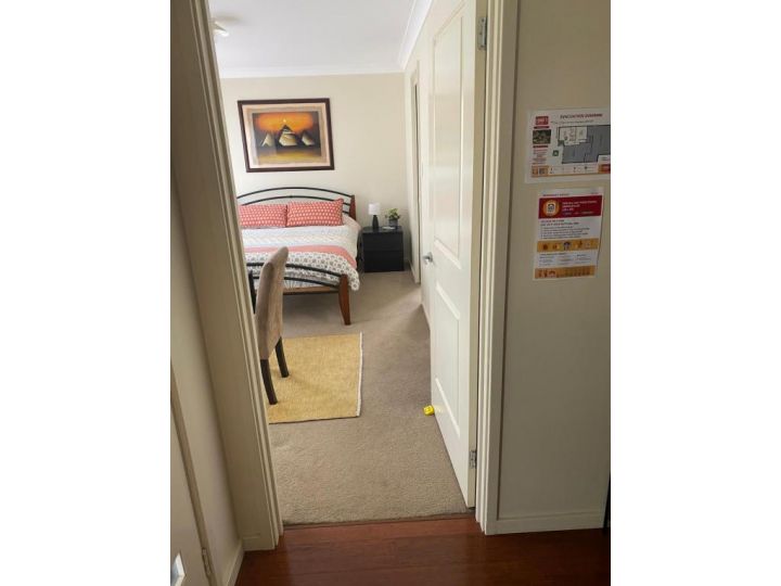 Private room with ensuite and parking close to Wollongong CBD Guest house, Wollongong - imaginea 7