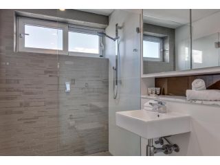 Professional living minutes from the city Apartment, Sydney - 3