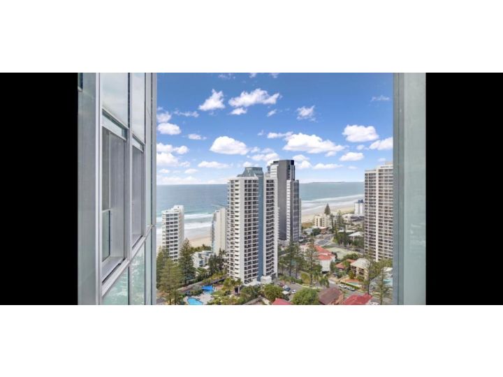 Private Apartment at Surfers Paradise Apartment, Gold Coast - imaginea 9