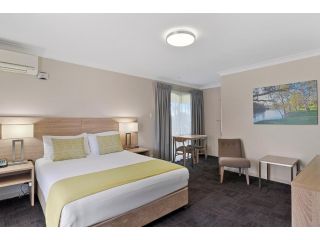 Quality Inn Carriage House Hotel, Wagga Wagga - 1