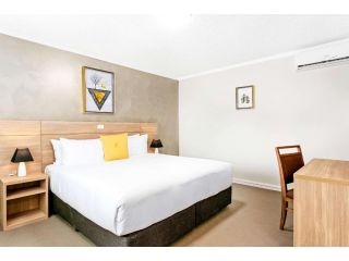 Quality Inn Sunshine Haberfield Hotel, Sydney - 5