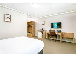 Quality Inn Sunshine Haberfield Hotel, Sydney - 4