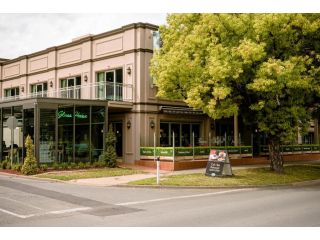 Quality Hotel Parklake Shepparton Hotel, Shepparton - 1