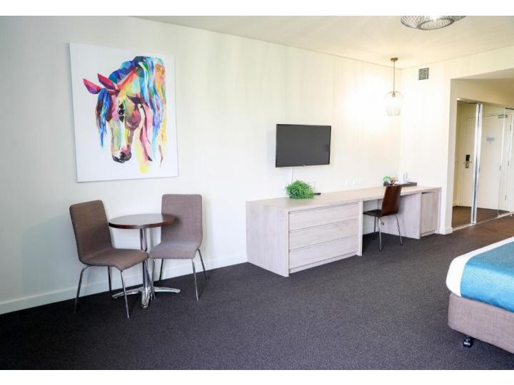 Mantra Melbourne Melton Hotel, Melton - imaginea 5