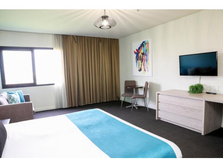 Mantra Melbourne Melton Hotel, Melton - imaginea 4