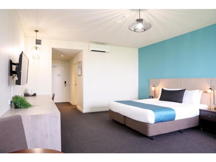 Mantra Melbourne Melton Hotel, Melton - imaginea 3